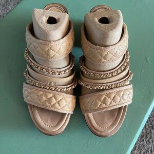 CHANEL Cream Quilted Sandals